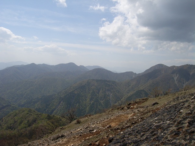 【鍋割山～塔ノ岳】登山日記2011年5月